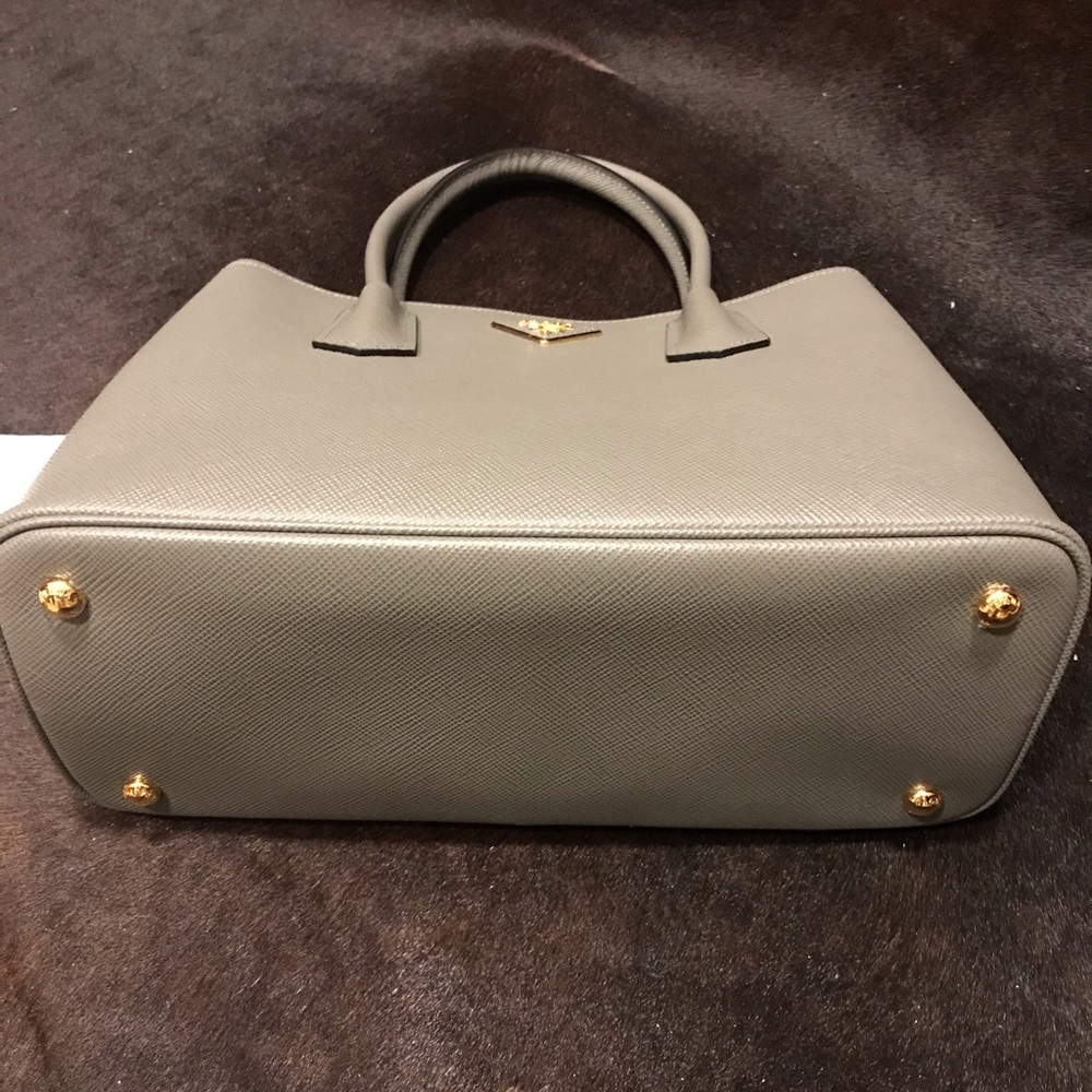 ❌SOLD❌ Prada Saffiano Cuir Double Tote